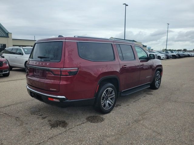 Used 2024 Jeep Wagoneer L Series II w/ Flexible Seating Group AWD/4WD image 24