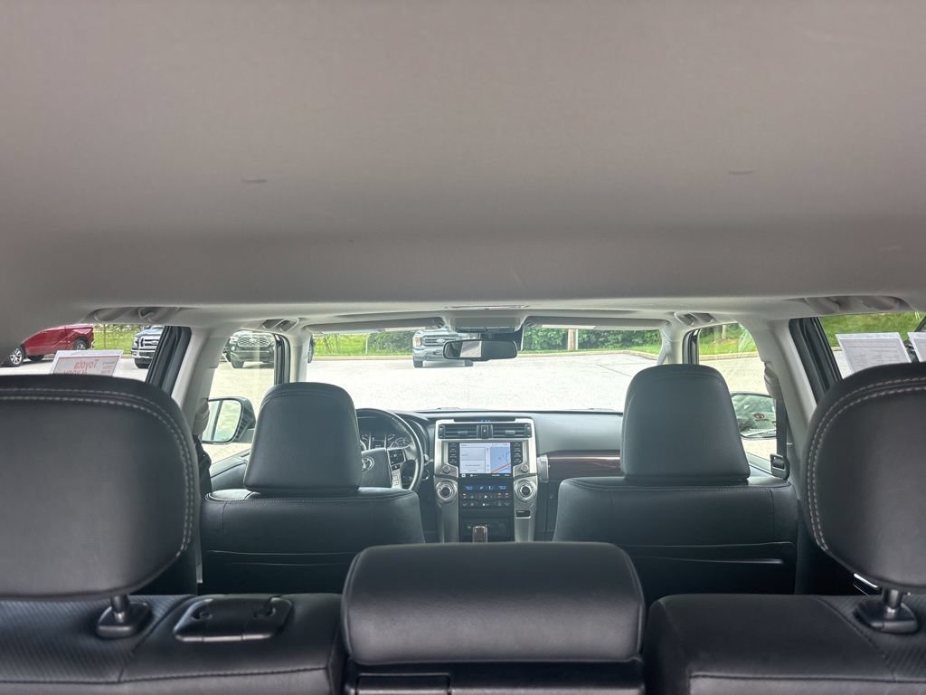 Used 2023 Toyota 4Runner Limited AWD/4WD image 7