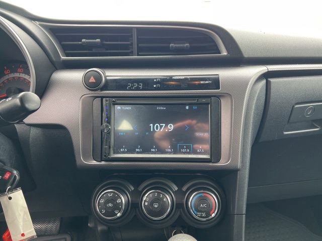 Used 2015 Scion tC image 14