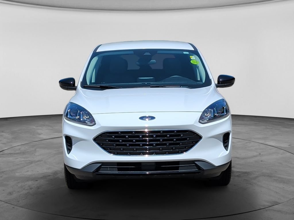 Used 2022 Ford Escape SE w/ SE Sport Appearance Package AWD/4WD image 2