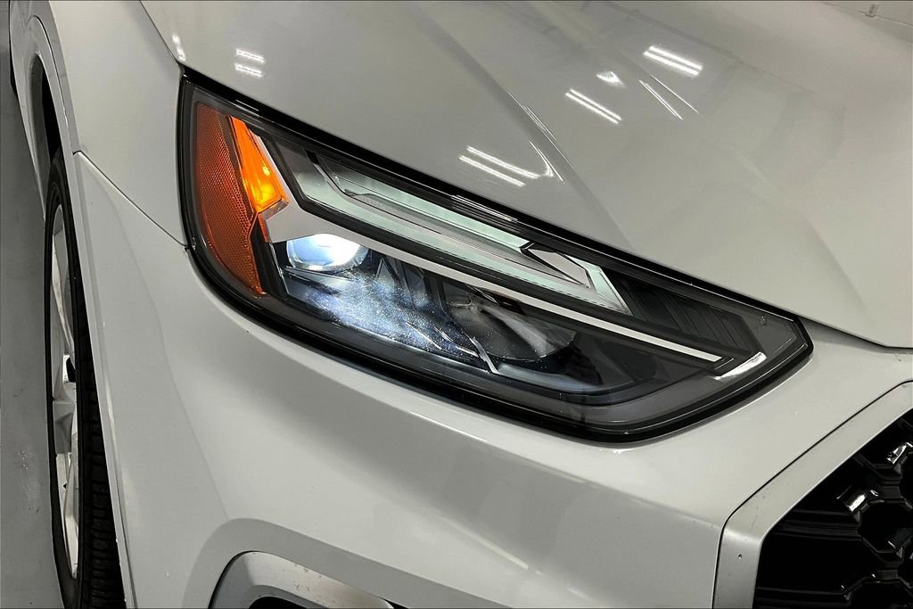 Used 2022 Audi Q5 2.0T Premium w/ Convenience Package image 37