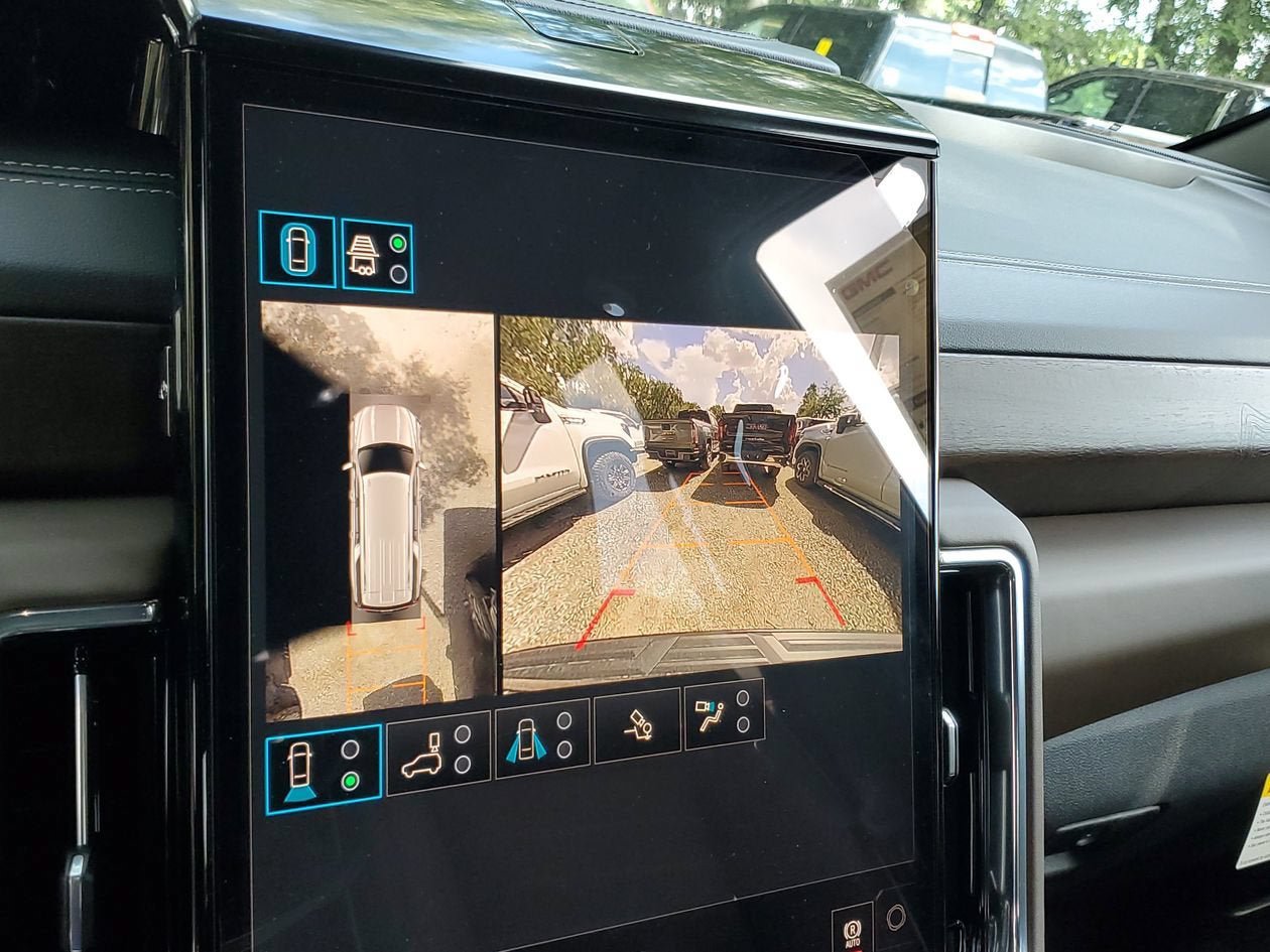 New 2026 GMC Yukon XL Denali Ultimate AWD/4WD image 22