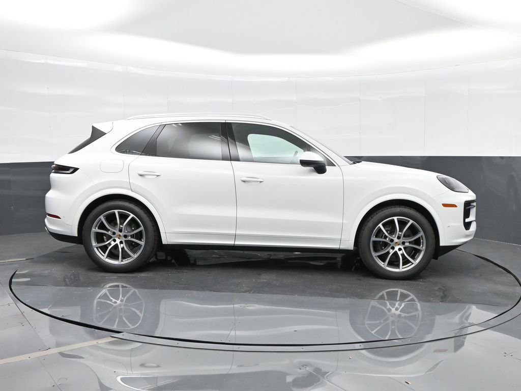 New 2025 Porsche Cayenne image 10