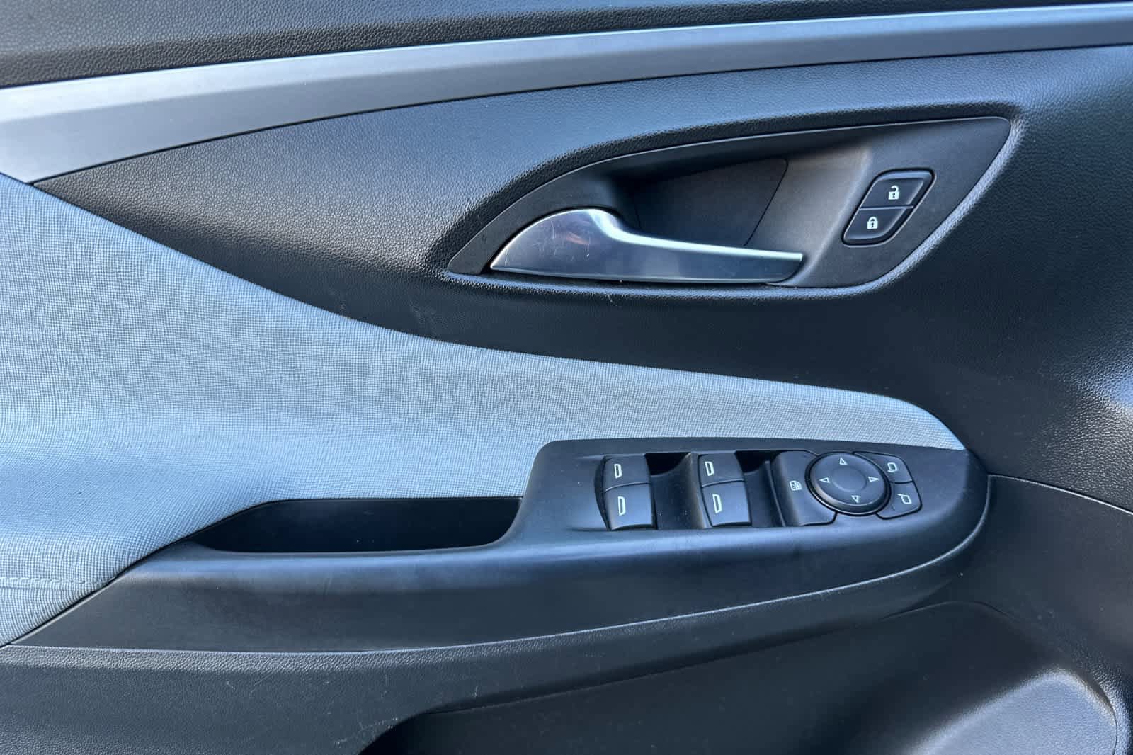 Used 2024 Buick Envista Preferred image 12