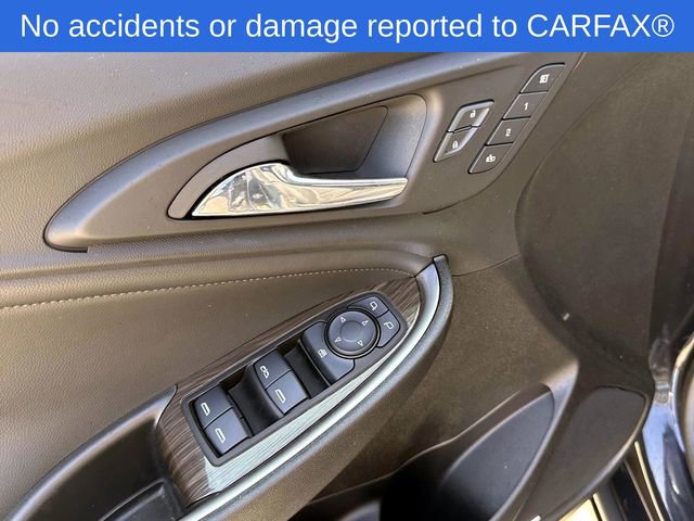 Used 2023 Chevrolet Malibu LT w/ Driver Confidence Package image 17