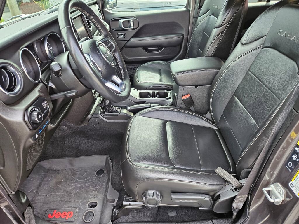 Used 2023 Jeep Wrangler Unlimited Sahara w/ Cold Weather Group image 14