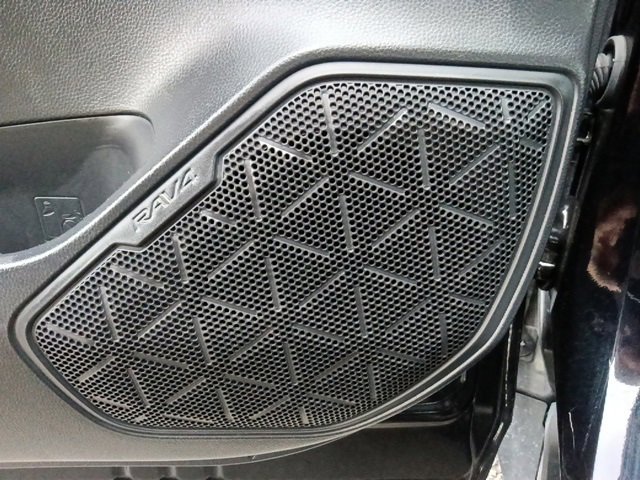 Used 2024 Toyota RAV4 XLE image 13