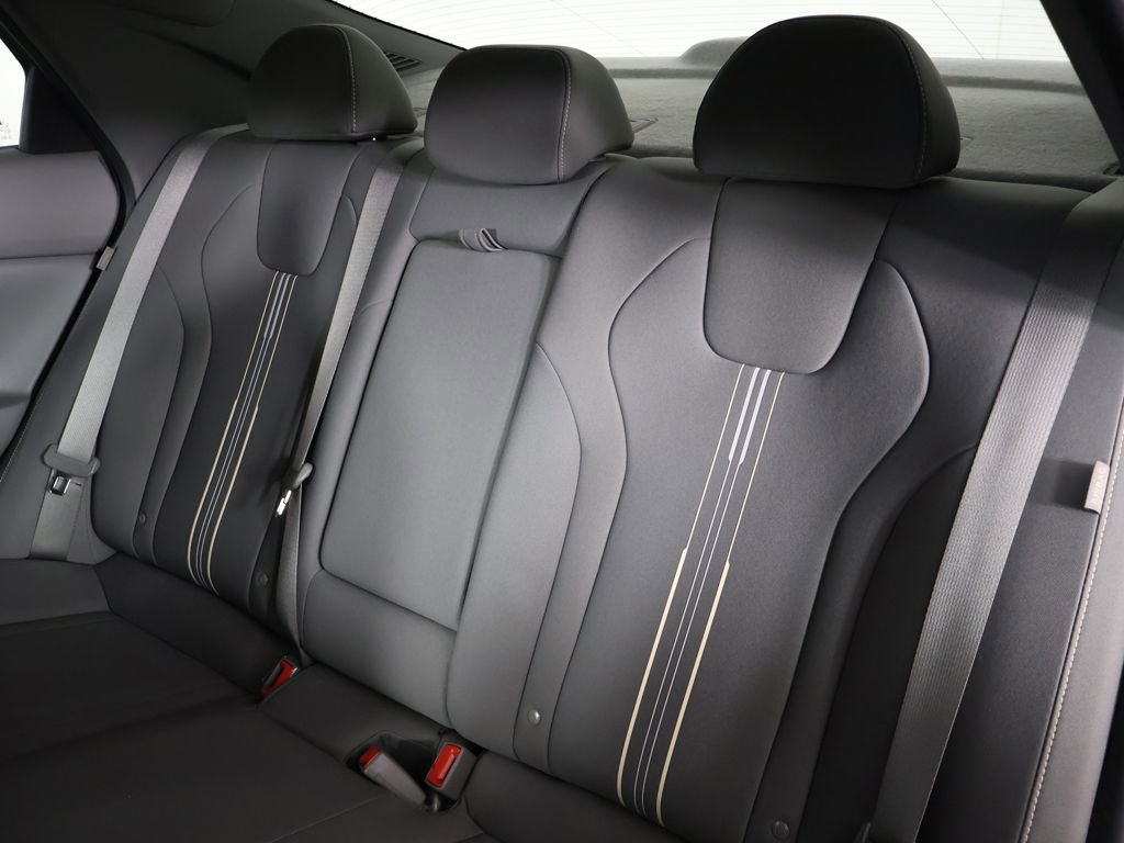 Used 2024 Hyundai Elantra SEL w/ Convenience Package FWD image 42