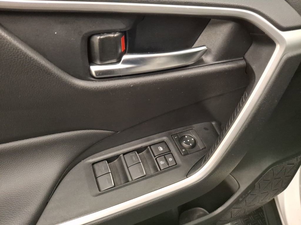 Used 2024 Toyota RAV4 AWD Hybrid w/ Weather Package image 16