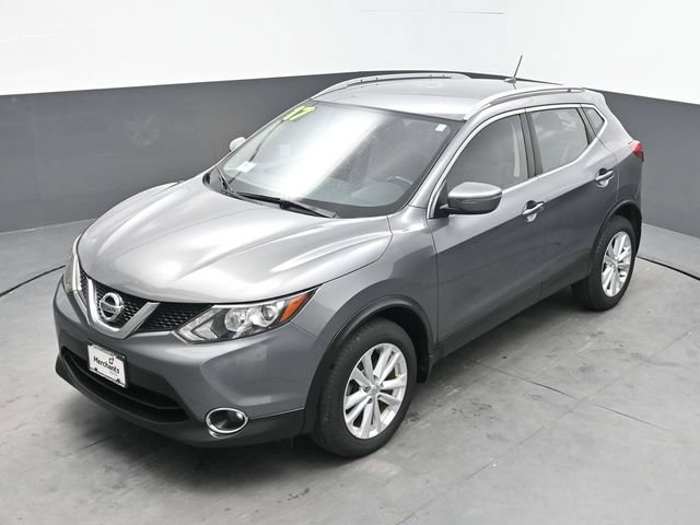 Used 2017 Nissan Rogue Sport SV w/ SV All-Weather Package AWD/4WD image 32