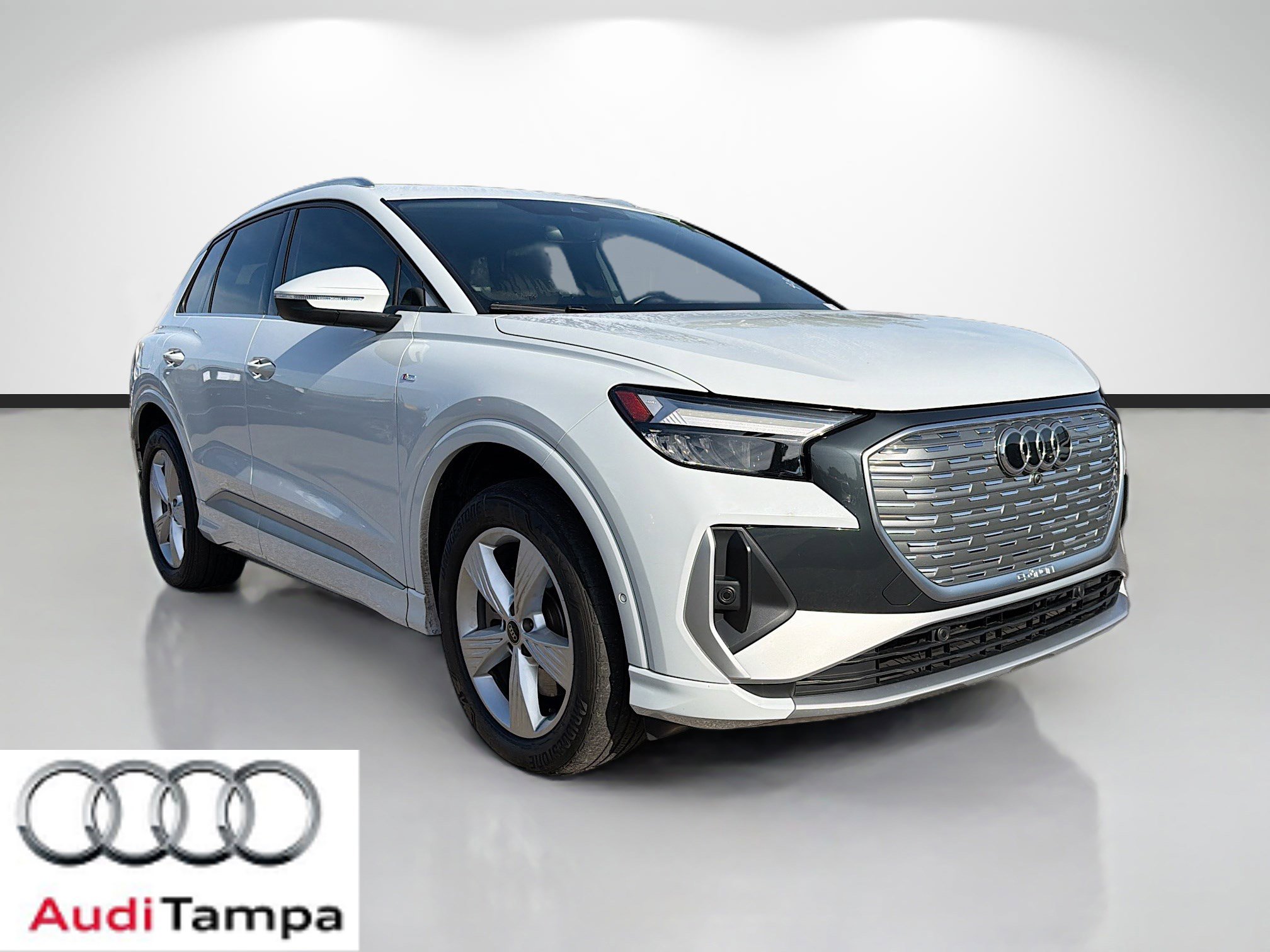 Used 2023 Audi Q4 e-tron Premium Plus image 1