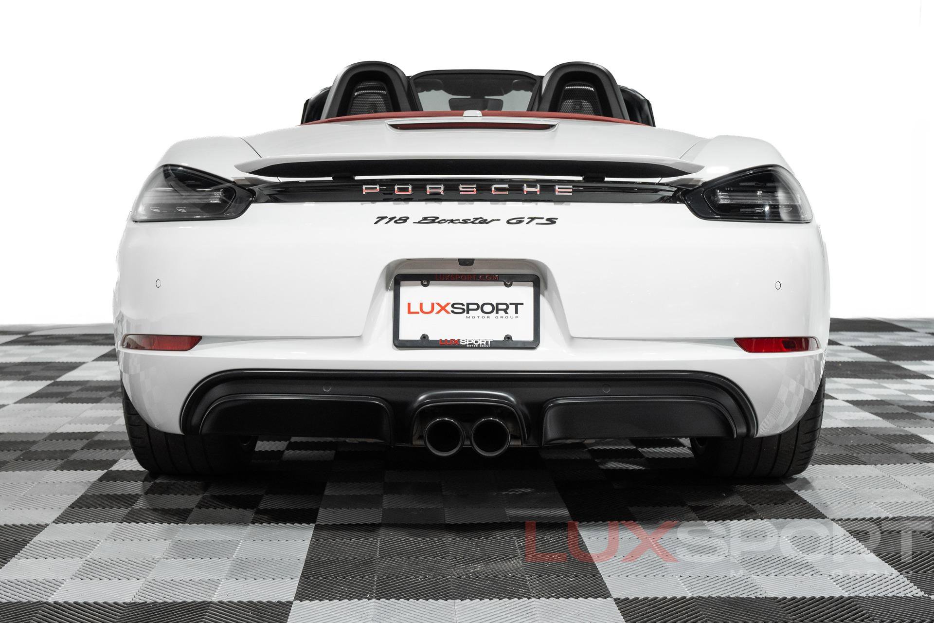 Used 2018 Porsche 718 Boxster GTS RWD image 16