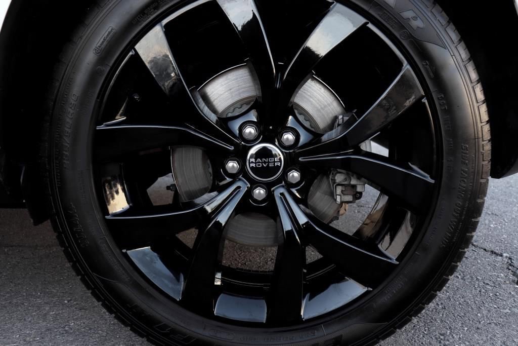 Used 2023 Land Rover Range Rover Evoque SE image 81