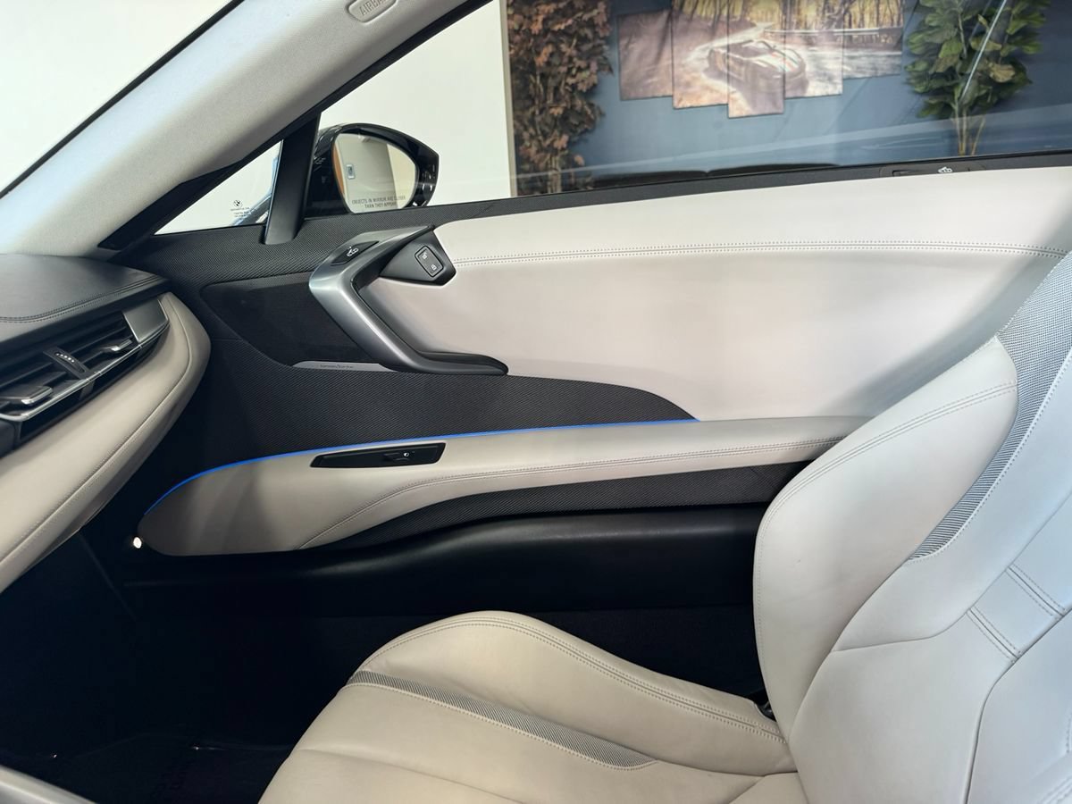 Used 2016 BMW i8 AWD/4WD image 21
