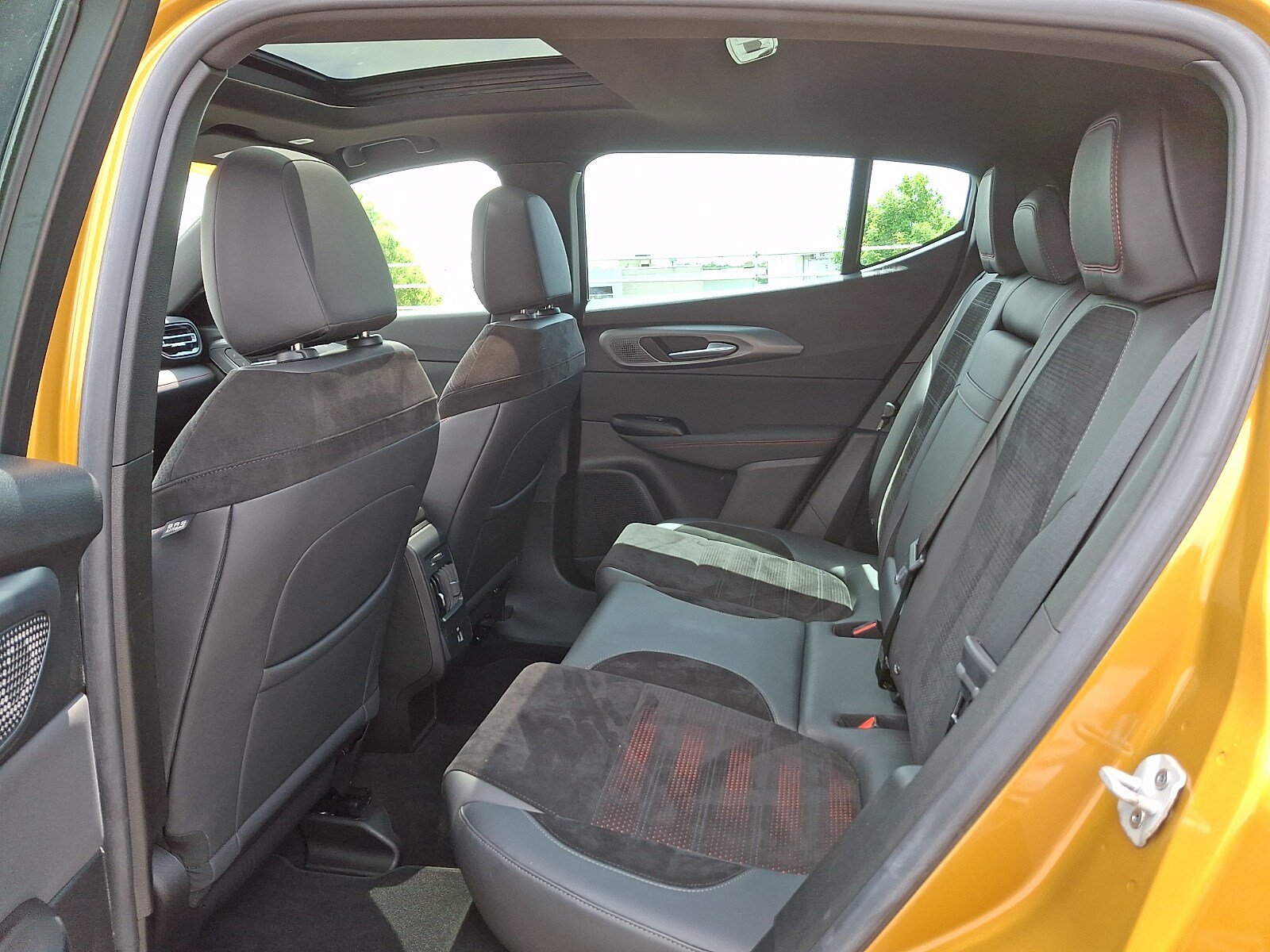 Used 2024 Dodge Hornet R/T Plus w/ Track Pack AWD/4WD image 10