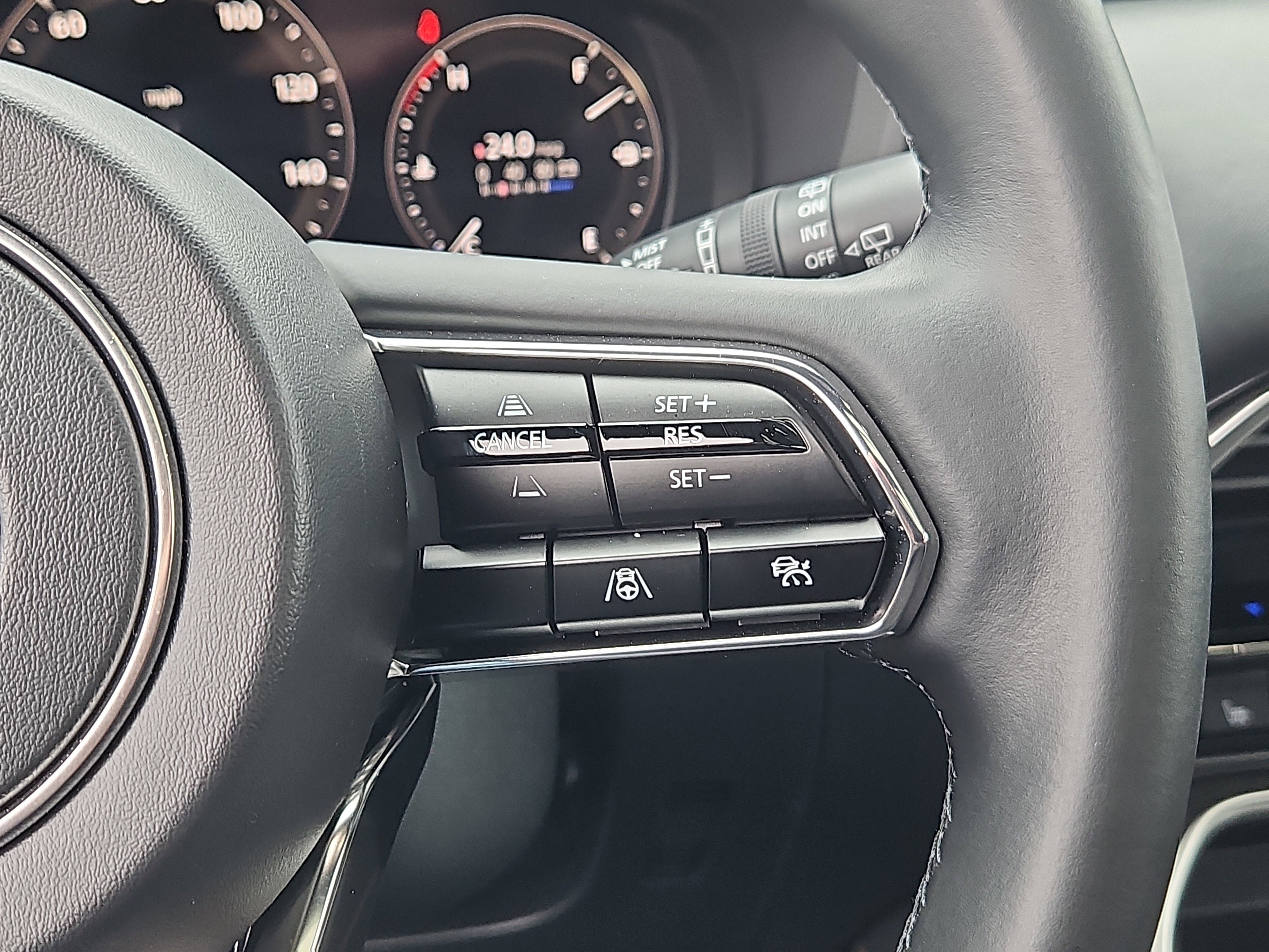 Certified 2025 MAZDA CX-70 3.3 Turbo S w/ Premium Package image 23