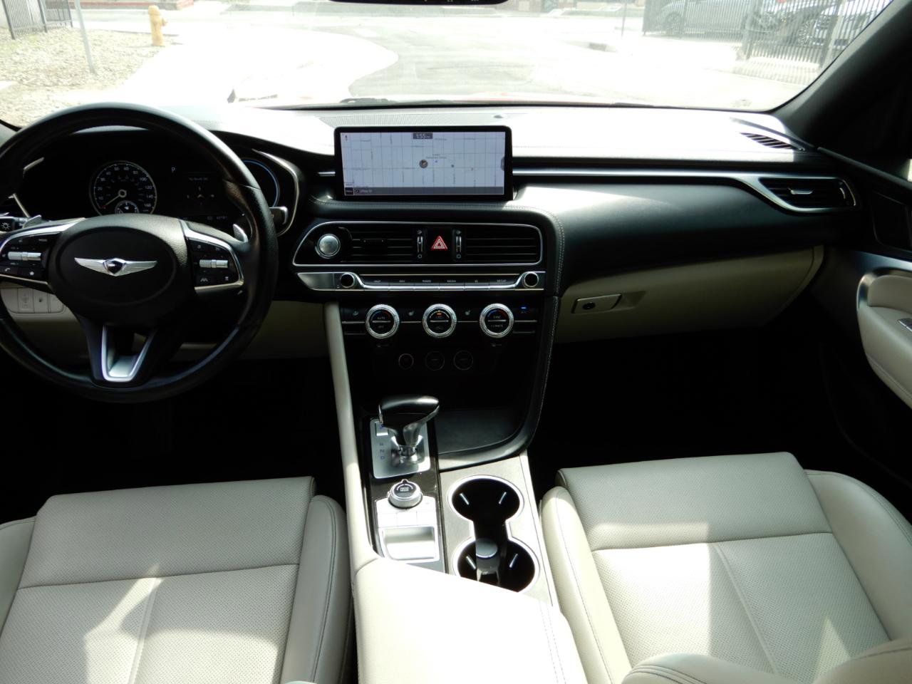 Used 2022 Genesis G70 2.0T image 18