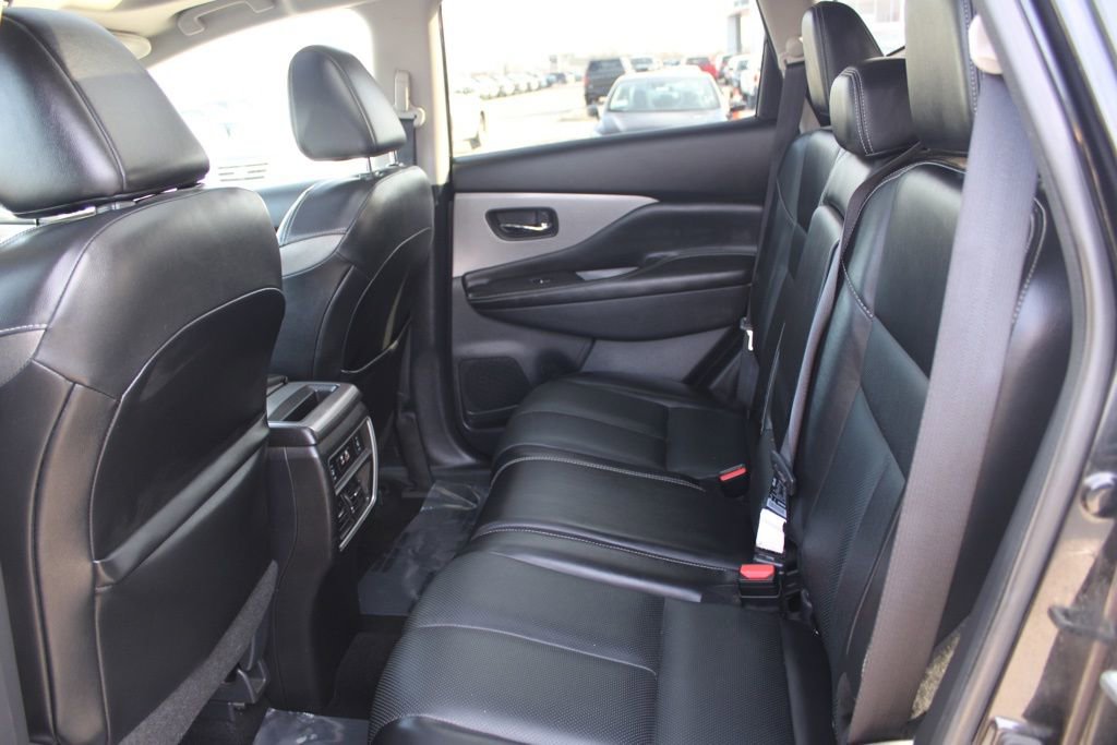 Used 2020 Nissan Murano SL w/ Moonroof Package image 26