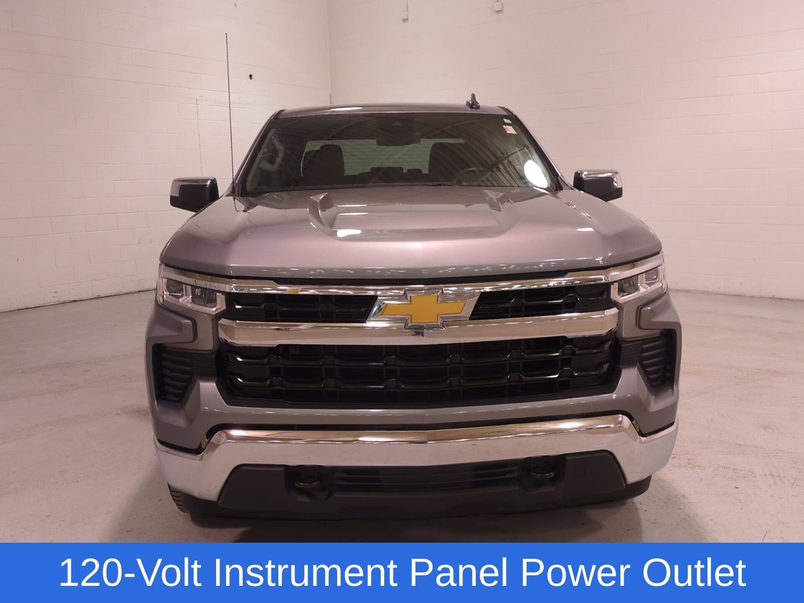 Used 2023 Chevrolet Silverado 1500 LT w/ Protection Package image 8