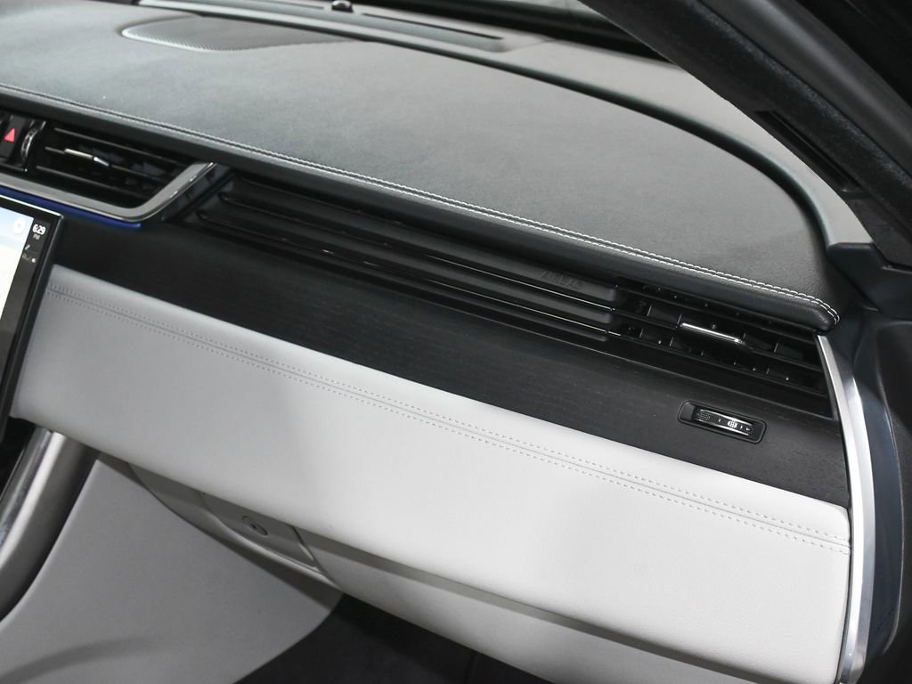 Used 2024 Jaguar XF R-Dynamic SE image 62