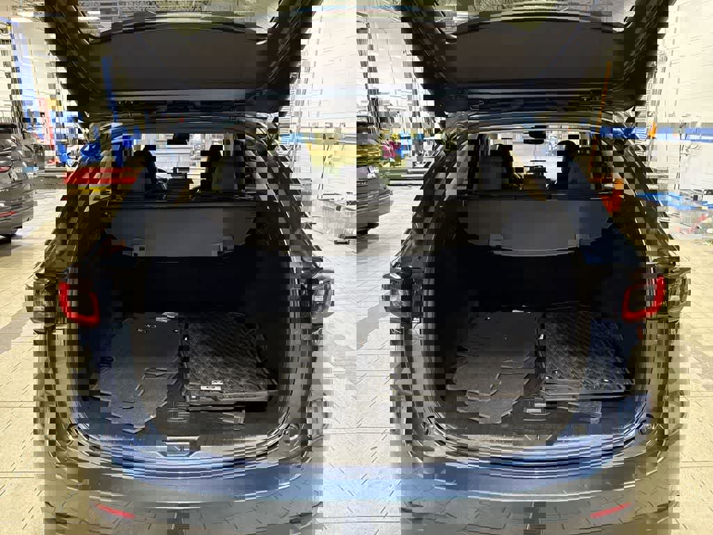 Used 2023 MAZDA CX-5 AWD 2.5 S w/ Preferred Package image 11