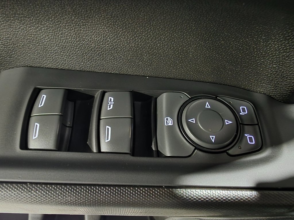 Used 2022 Chevrolet Silverado 1500 Custom Trail Boss w/ Safety Confidence Package image 18