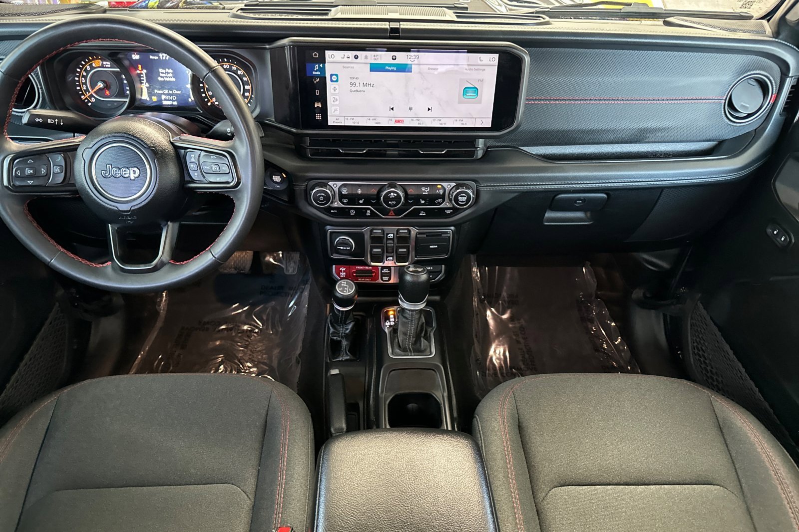 Used 2024 Jeep Wrangler Rubicon w/ Convenience Group image 15