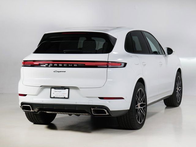 Certified 2026 Porsche Cayenne image 9