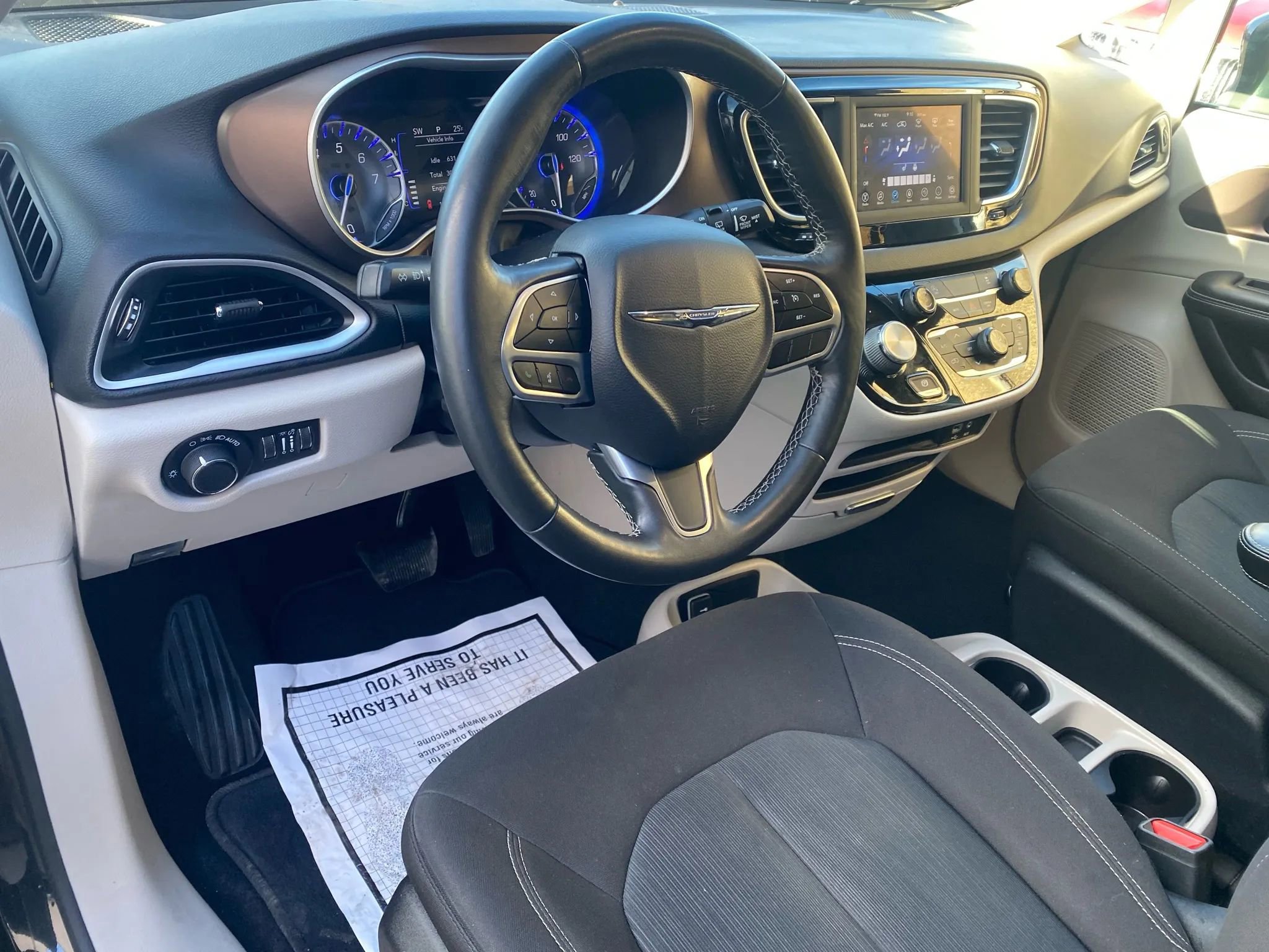 Used 2020 Chrysler Voyager LX w/ Cold Weather Group image 24