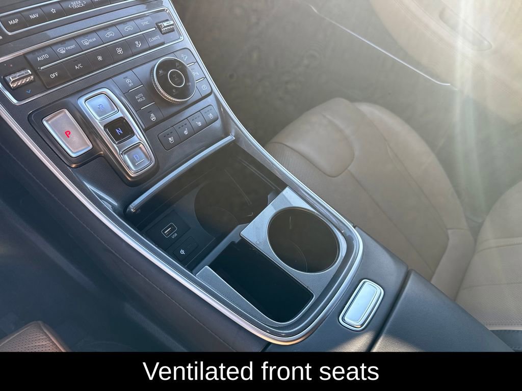 Used 2023 Hyundai Santa Fe Calligraphy w/ Cargo Package image 25