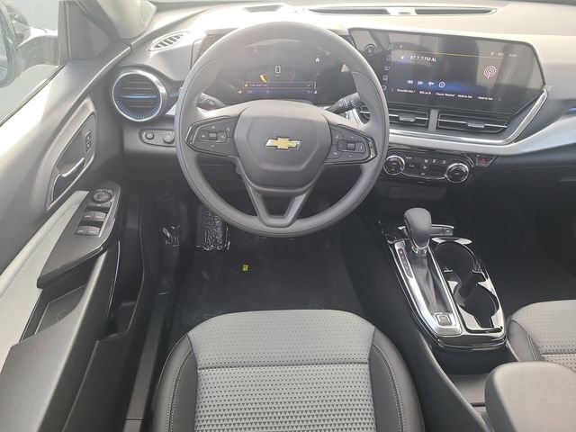 New 2026 Chevrolet Trax LT FWD image 17