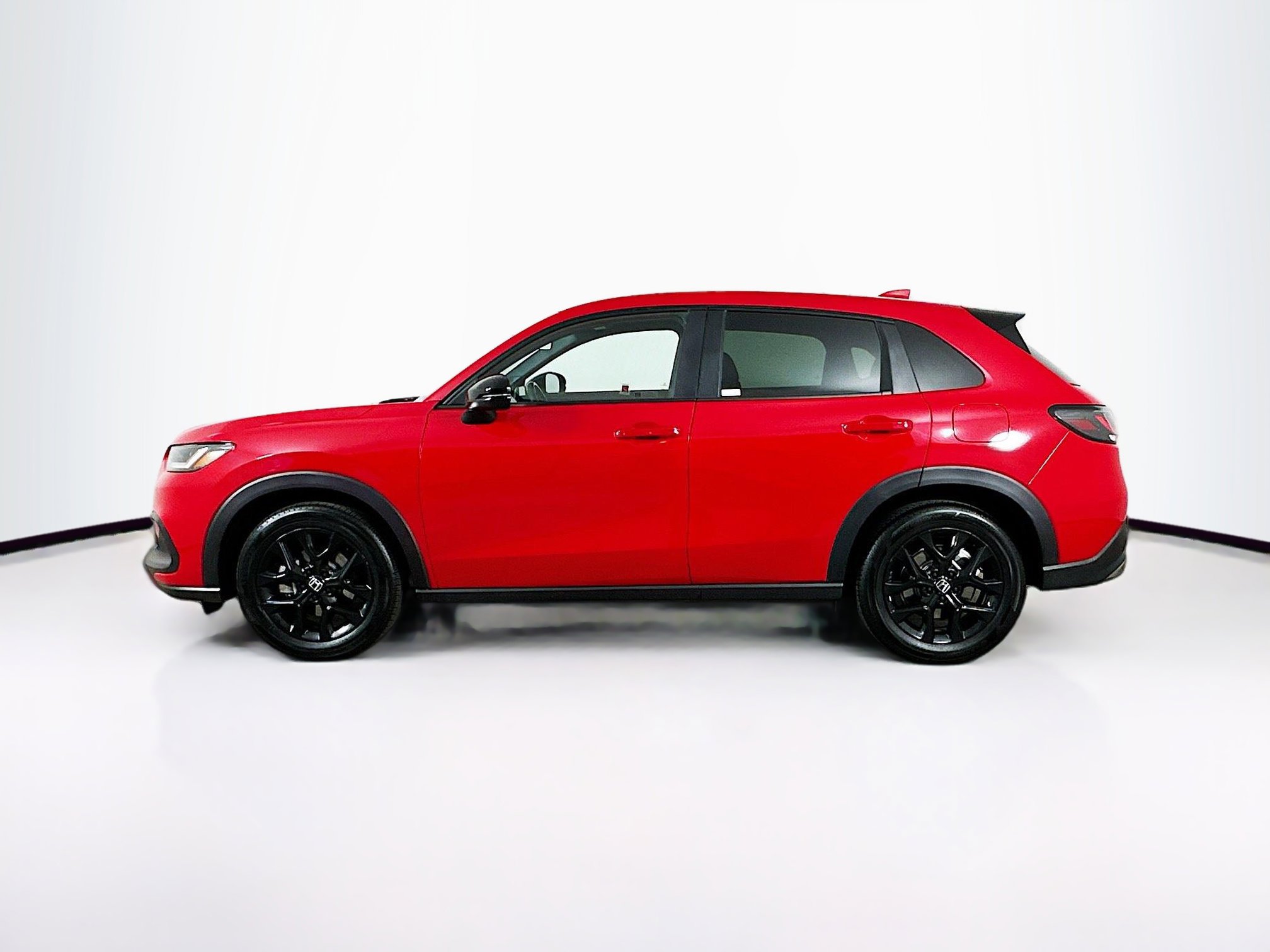 Used 2025 Honda HR-V Sport image 4