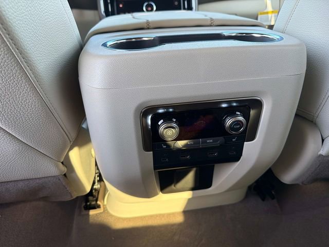 New 2026 GMC Yukon Denali w/ Denali Reserve Package image 16