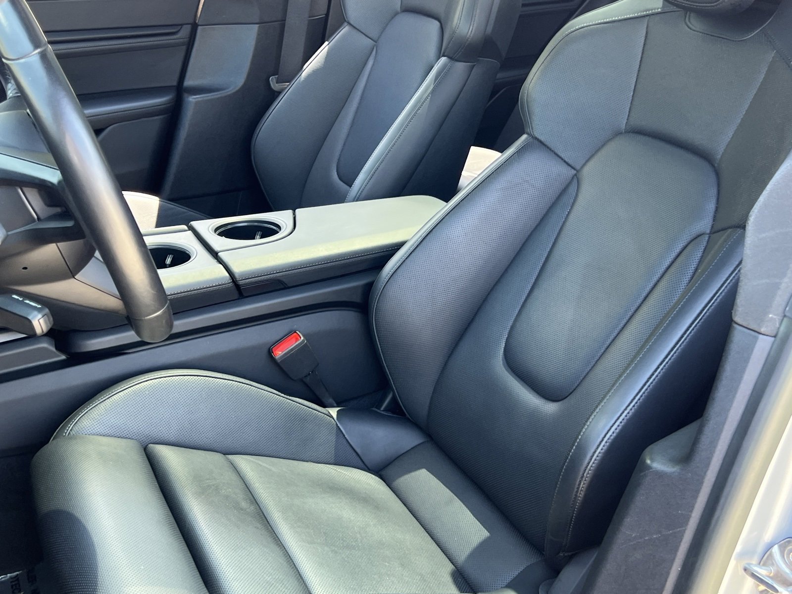 Certified 2022 Porsche Taycan GTS image 5