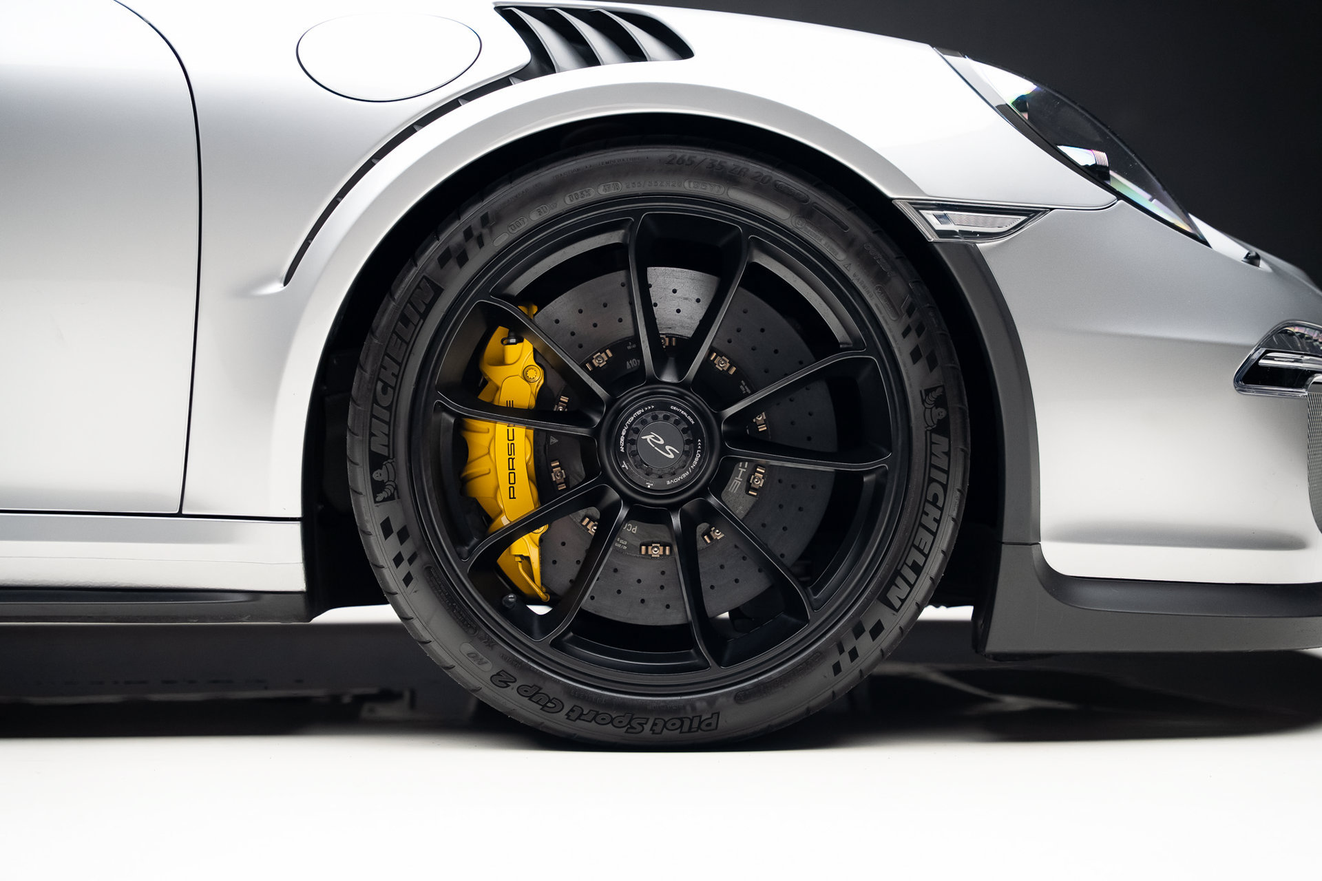Used 2016 Porsche 911 GT3 RS RWD image 39