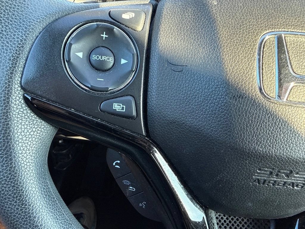 Used 2022 Honda HR-V LX image 19