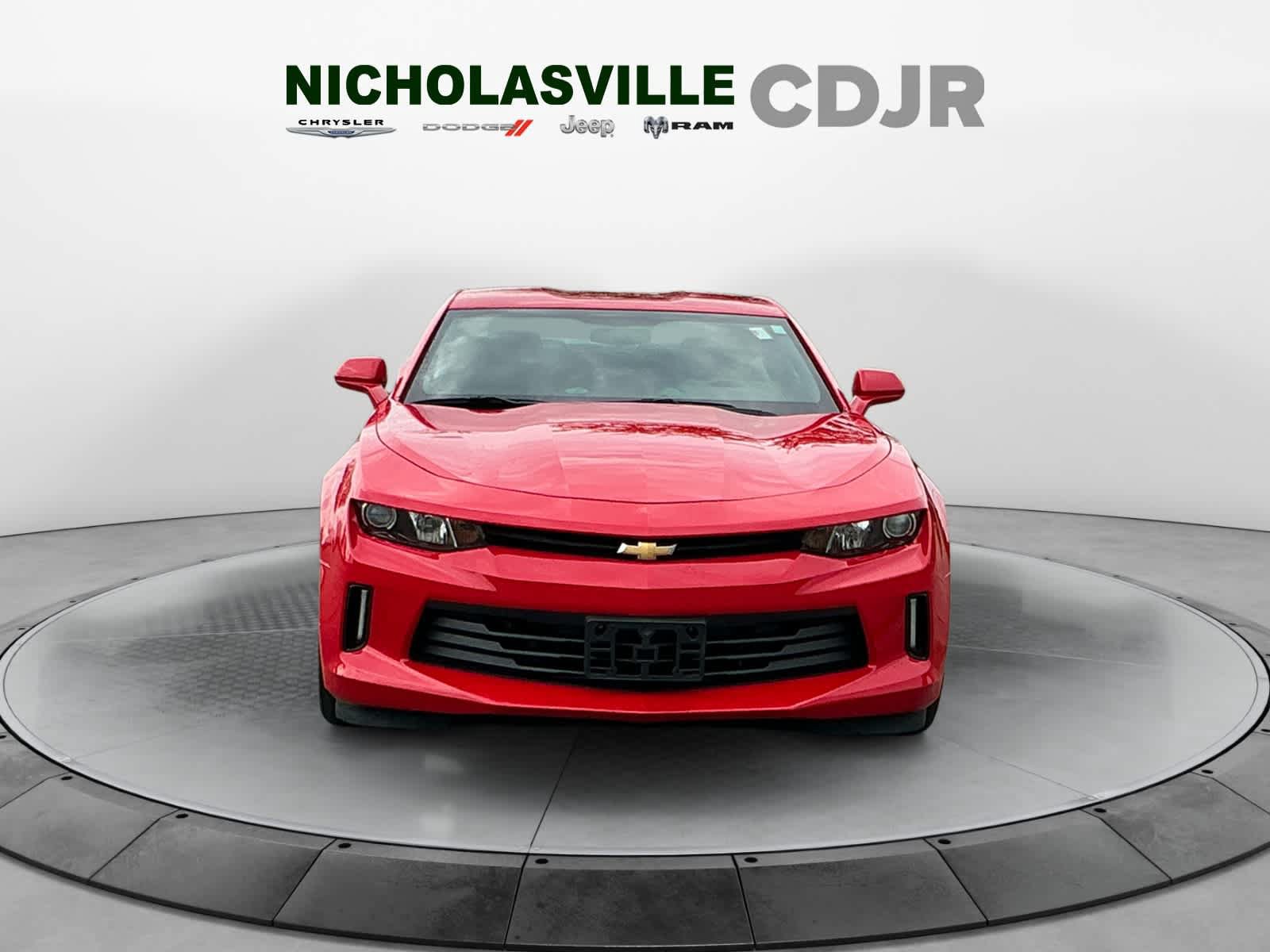 Used 2018 Chevrolet Camaro LS w/ Technology Package RWD image 8