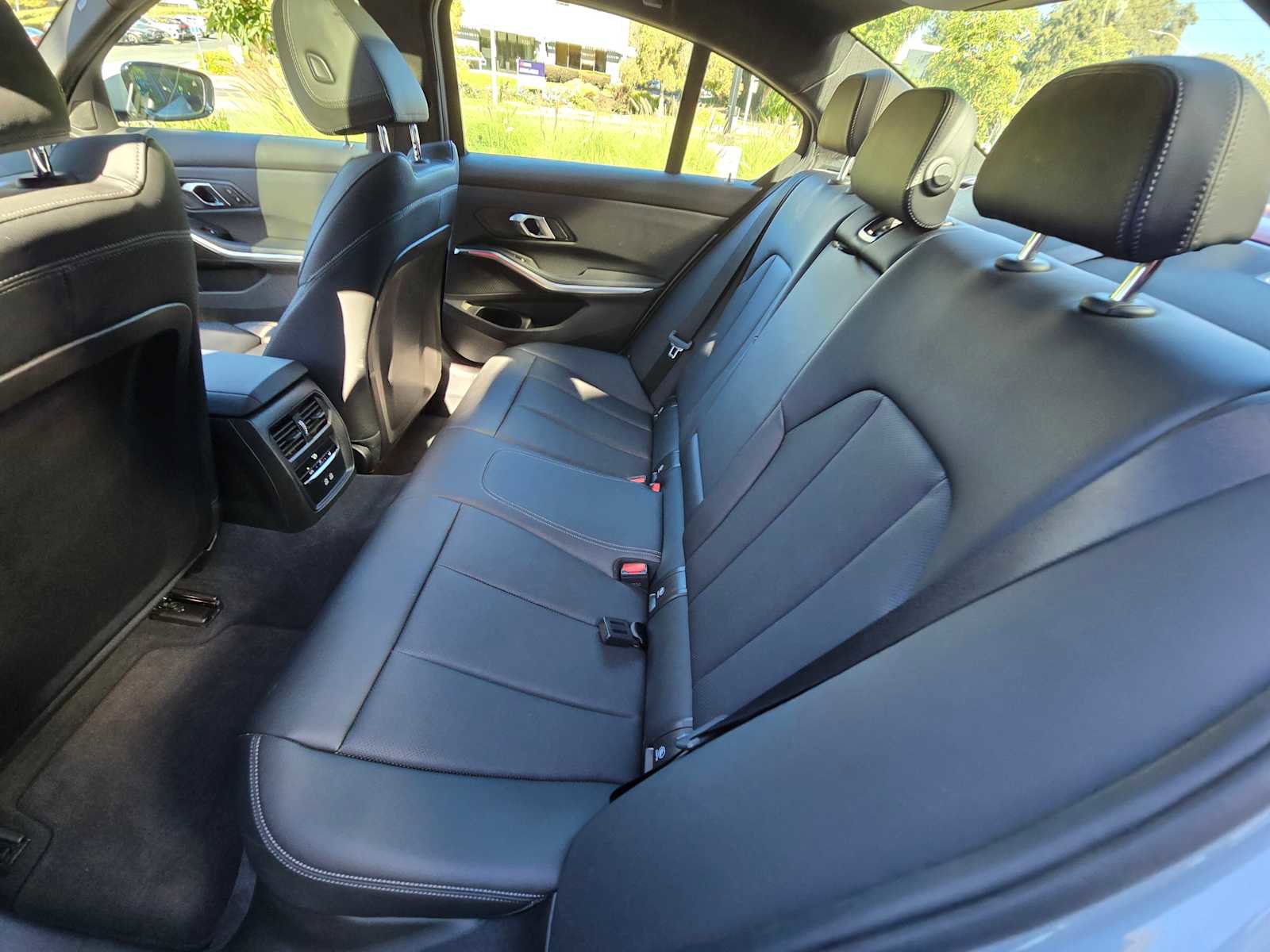 Used 2024 BMW 330i Sedan image 20