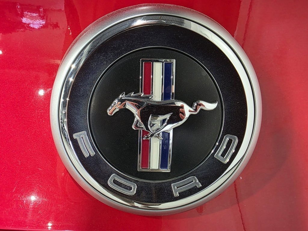 Used 2012 Ford Mustang Coupe image 25