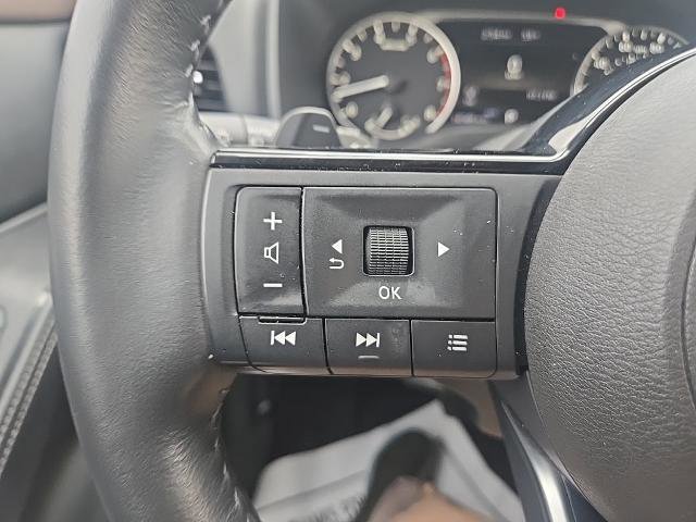 Certified 2023 Nissan Rogue SV w/ SV Premium B Package image 16