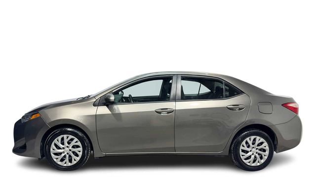 Used 2018 Toyota Corolla LE FWD image 1