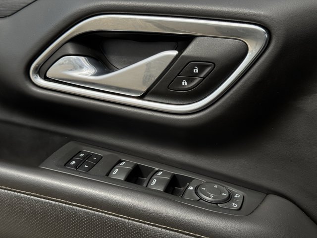 Used 2023 GMC Yukon XL SLT RWD image 25