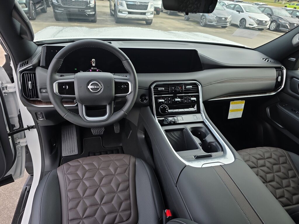 New 2026 Nissan Armada Platinum image 5
