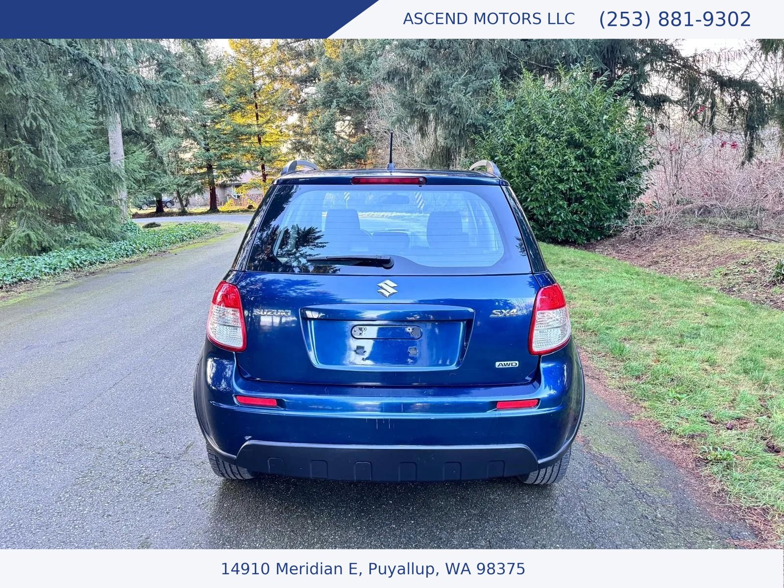 Used 2010 Suzuki SX4 Touring image 4