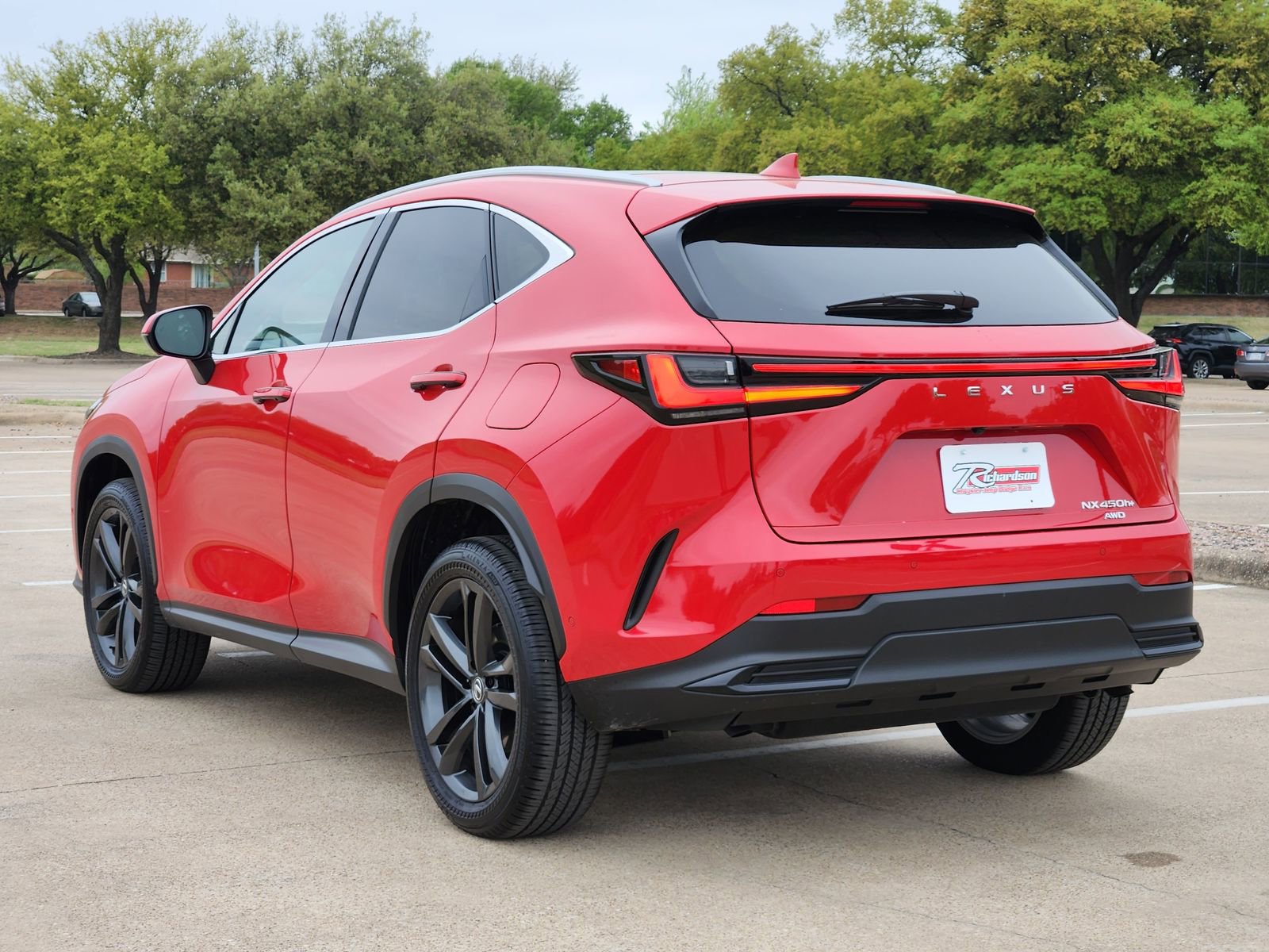 Used 2025 Lexus NX 450h+ AWD w/ Accessory Package (2T) image 4