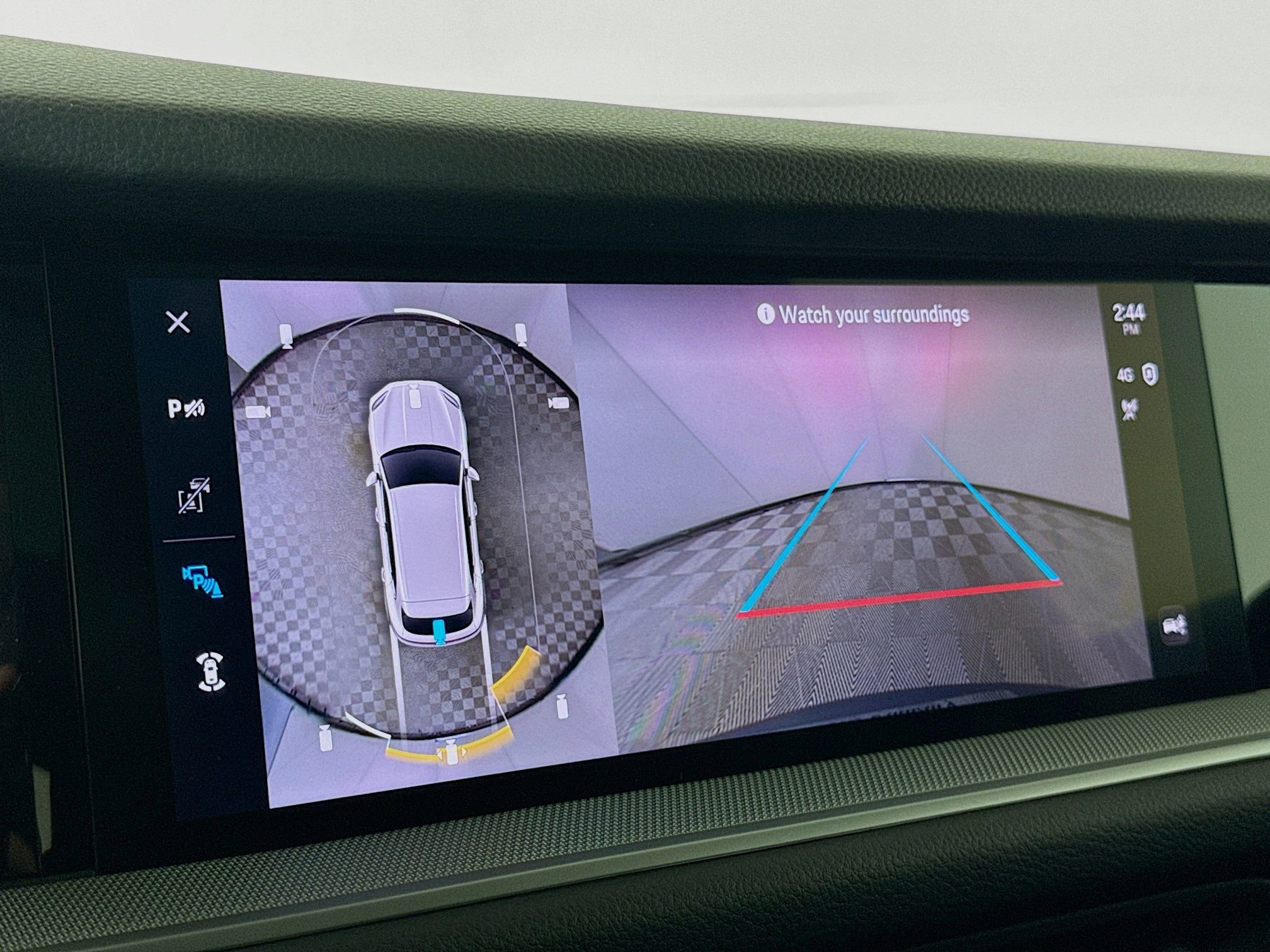 Certified 2024 Porsche Cayenne AWD/4WD image 19