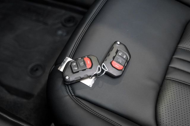 Used 2025 Jeep Wrangler Unlimited Rubicon 392 image 97