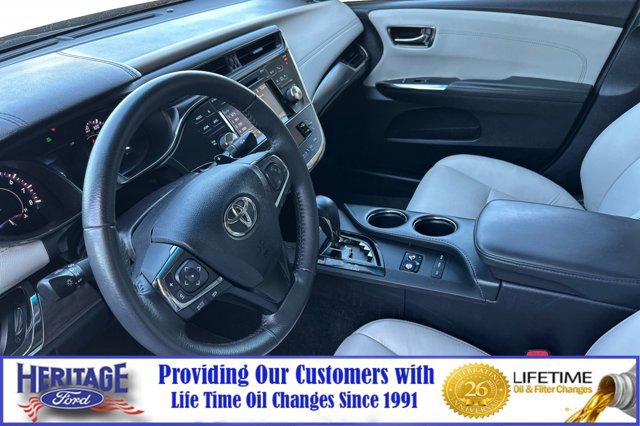 Used 2018 Toyota Avalon XLE Premium w/ Carpet Mat Package FWD image 10