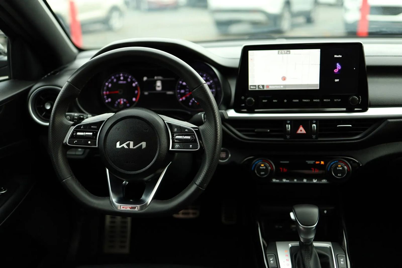 Used 2024 Kia Forte GT-Line w/ GT-Line Premium Package image 37