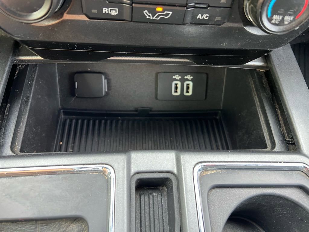 Used 2016 Ford F150 XLT w/ Equipment Group 302A Luxury image 31